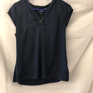 VERY NICE LADIES TOP!!